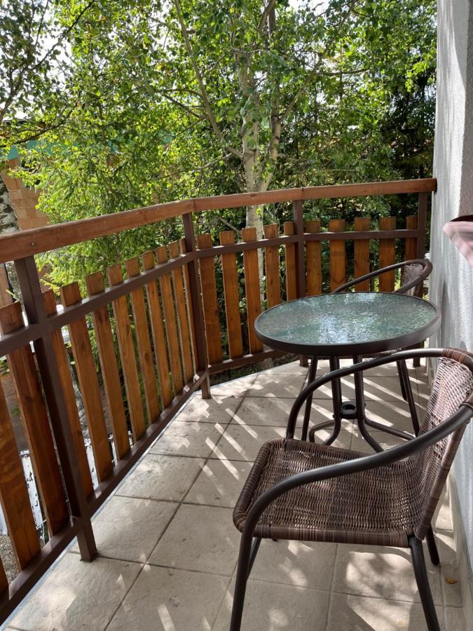 Slnecny 2-Izbovy Apartman Pod Lesom, Dolny Smokovec Високи Татри Екстериор снимка